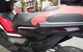 HONDA X-ADV 750 2017 RC95