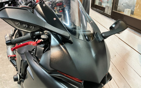 YAMAHA YZF-R1 S 2021 RN42