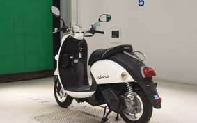 YAMAHA E-VINO SY11J
