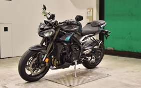 TRIUMPH STREET TRIPLE RS 2025