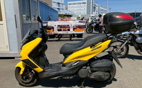 YAMAHA MAJESTYS SG52J