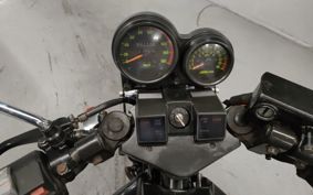 KAWASAKI GPZ400 6390 ト