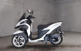 YAMAHA TRICITY 125 SE82J