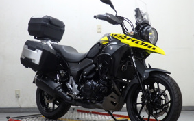 SUZUKI STROM 250 DS11A