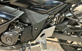 SUZUKI GSX250 R DN12B
