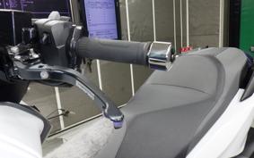 HONDA FORZA 250 MF13