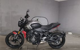 TRIUMPH  TRIUMPH  TRIDENT 660 LGL10U