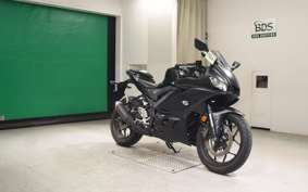 YAMAHA YZF-R25 A 2004 RG43J