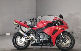 HONDA CBR1000RR 2006 SC57