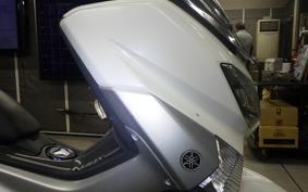 YAMAHA N-MAX SE86J