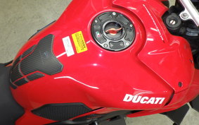 DUCATI STREETFIGHTER V4 S 2020
