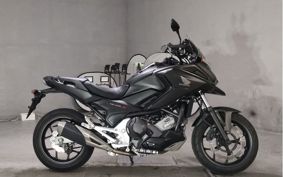 HONDA NC750X DCT 2018 RC90