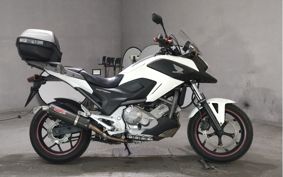 HONDA NC700X RC63