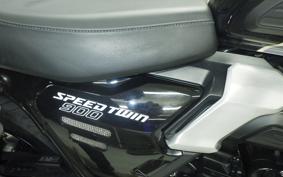 TRIUMPH SPEED TWIN 900 2025