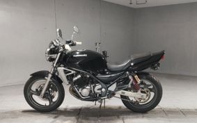 SUZUKI GSX250 ZR250C