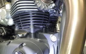 TRIUMPH BONNEVILLE BOBBER 2020