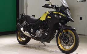 SUZUKI Vｽﾄﾛｰﾑ650XTA 2021 C733A