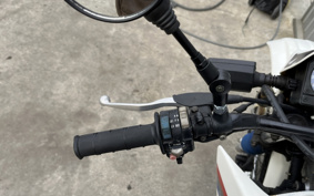 KAWASAKI KMX125 MX125A