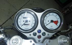 TRIUMPH THRUXTON 900 2005