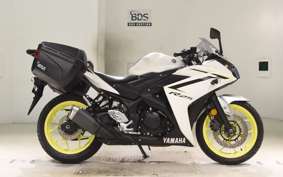 YAMAHA YZF-R25 A 2025 RG43J