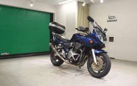 SUZUKI BANDIT 1200 2001 GV77A