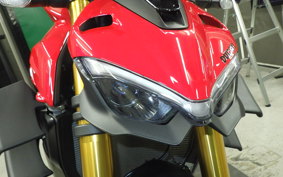 DUCATI STREETFIGHTER V4 S 2025