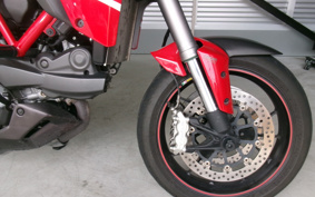 DUCATI -STROKE RADA1200S PIE KUSUPIKU 2013 ZDMA302JADB