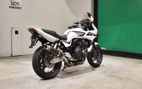 HONDA CB400 SUPER BOLDOR VTEC 2011 NC42