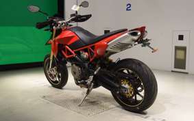 APRILIA DORSODURO 750 2009
