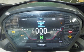 TRIUMPH STREET TRIPLE RS 2022