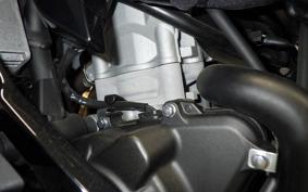 KAWASAKI ZX-25R 1999 ZX250E