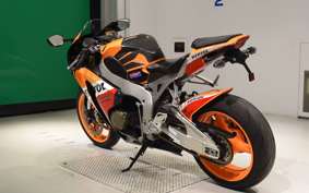 HONDA CBR1000RR Gen. 2 2004 SC59