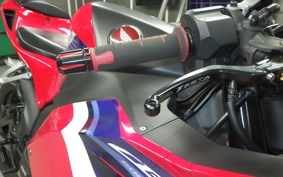 HONDA CBR600RR 2022 PC40