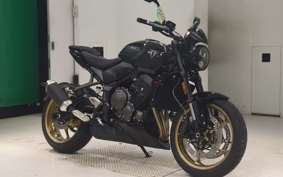 TRIUMPH TRIDENT 800 2026