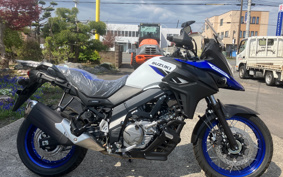 SUZUKI DL650 ( V-Strom 650 ) C733M