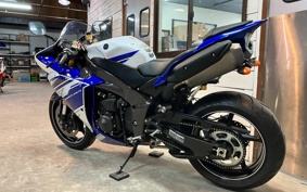 YAMAHA YZF-R1 2013 RN23