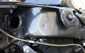 KAWASAKI ZZ1100 NINJA R Gen.2 1999 ZXT10D