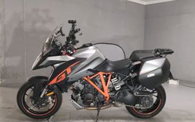 KTM 1290 SUPER  DUKE GT 2016 V6940