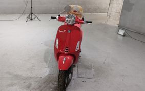 VESPA PRIMA BEIGE RA125 ..