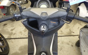 YAMAHA N-MAX SE86J