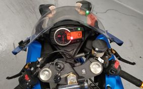 SUZUKI GSX-R750 C4111