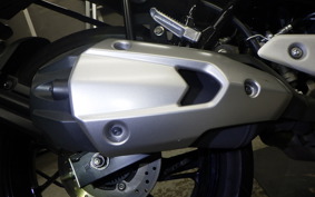 YAMAHA FZ25