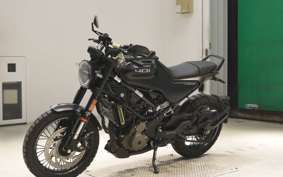 HUSQVARNA SVARTPILEN 401 2023