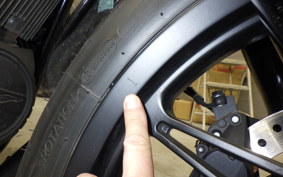 MOTO GUZZI V7ストーン TEN 2025