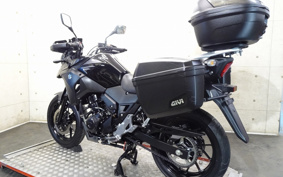 SUZUKI STROM 250 DS11A