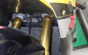 SUZUKI GSX-R1000 2004