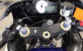 SUZUKI GSX-R750 2001 BD111