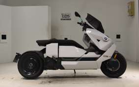 BMW CE04