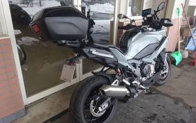 BMW S1000XR 2020 0E41
