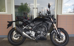 HONDA CB250R MC52